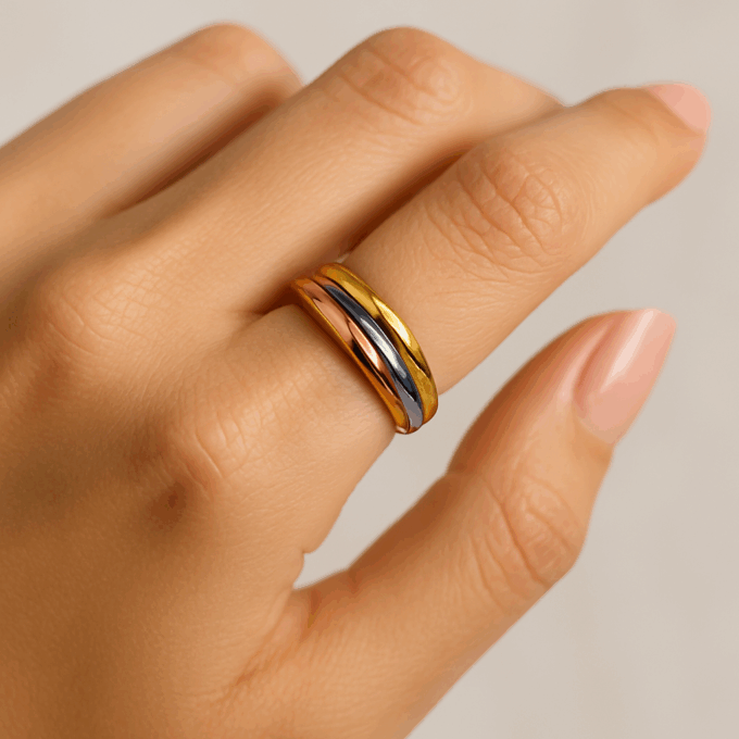 TrioLuxe Harmony Ring - Image 4
